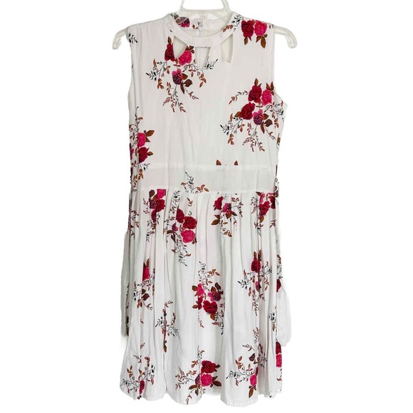 Lovely Floral Sundress White with Red Roses Cutout Neckline Tie Back Flowers Zip - Picture 1 of 13